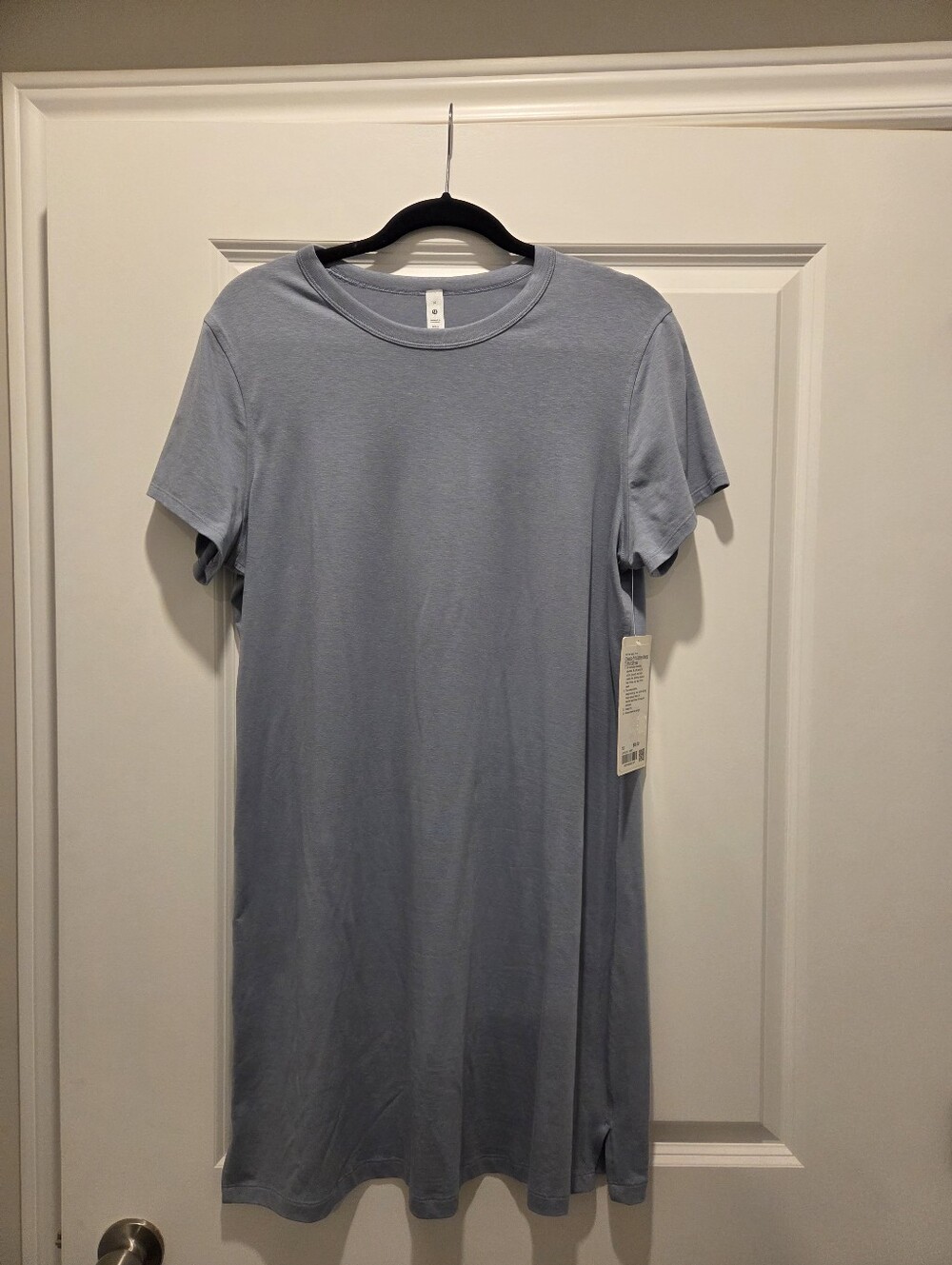 Lululemon "Classic Fit Cotton Blend T-shirt Dress" - Light Blue
